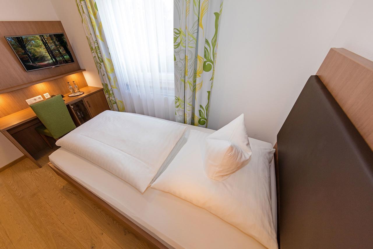 Gasthof - Hotel Zum Ochsen Gmbh Berghulen Ngoại thất bức ảnh