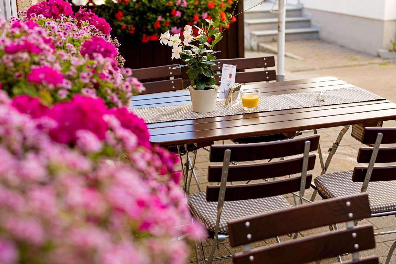 Gasthof - Hotel Zum Ochsen Gmbh Berghulen Ngoại thất bức ảnh